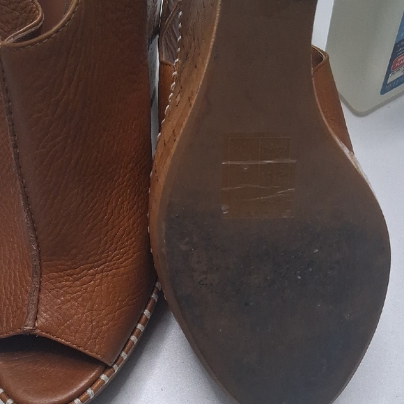 DV by Dolce Vita Brown Leather Mules - Picture 4 of 7